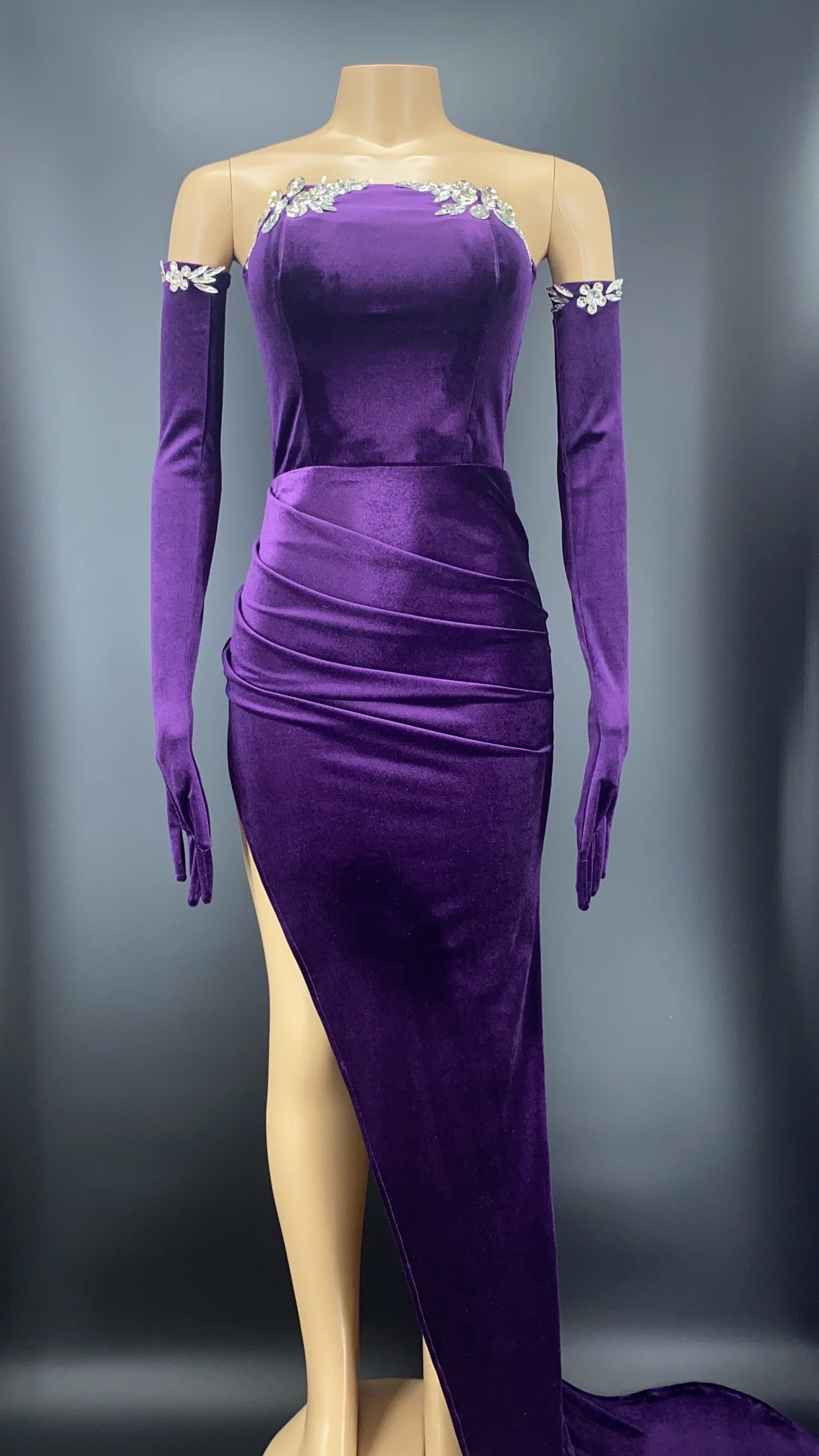 

Модный фиолетовый бархатный вечерний праздничный костюм с кристаллами, длинный шлейф, женский наряд для выпускного вечера, костюм стрейч с ...