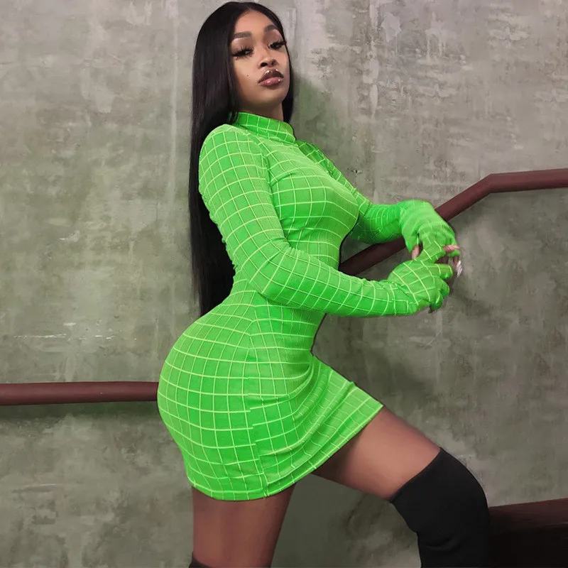 Соблазнительное платье мини с длинными рукавами неоново зеленое красное