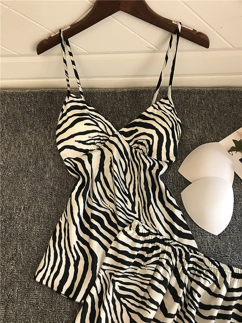 

21 spring and summer pajamas women's thin sleeveless suspenders shorts two-piece home service 2pcs pajama set women