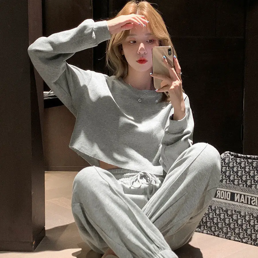 

Комплект Спортивный Женский, из двух предметов, Повседневный, 2021