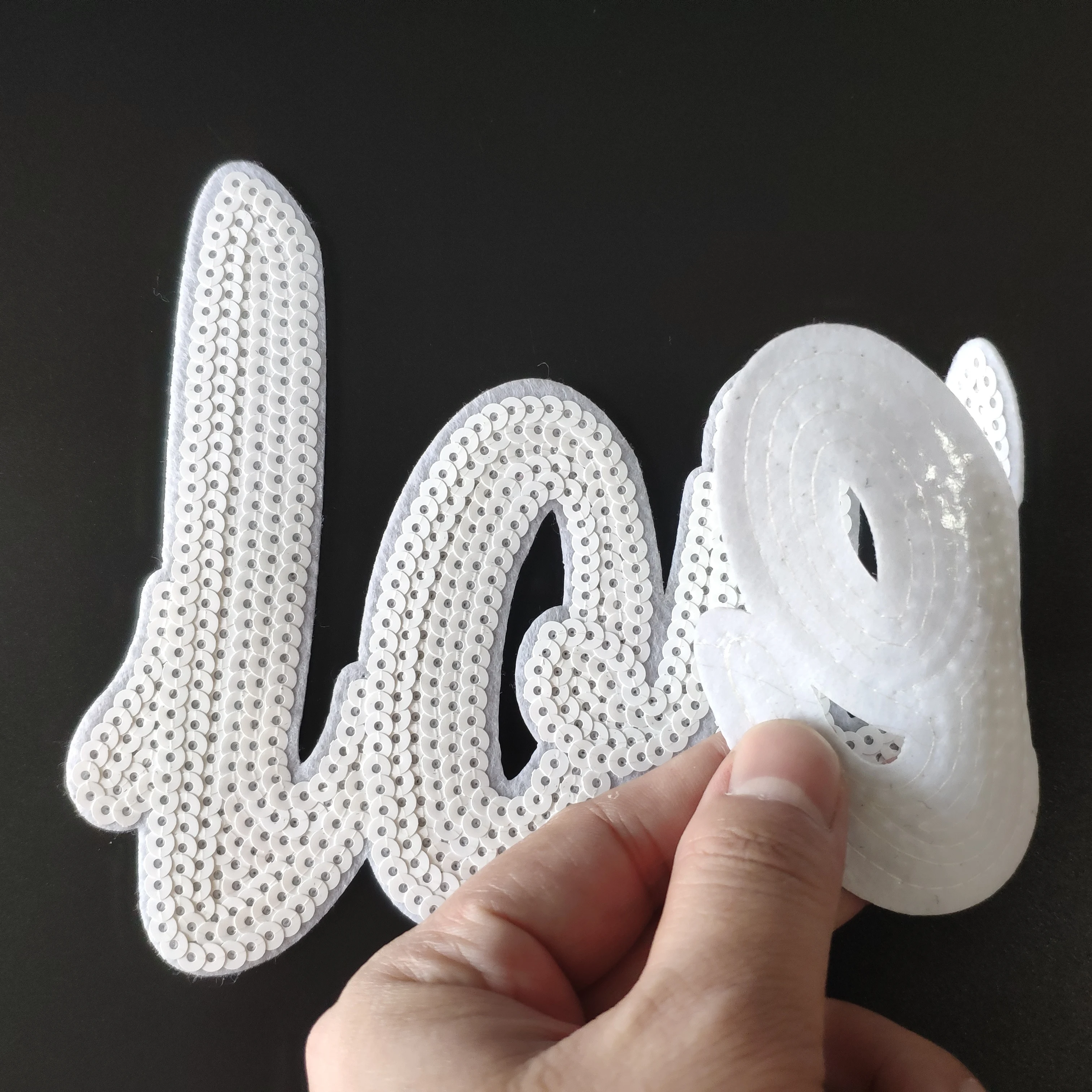 Патчи для одежды с блестками и надписью LOVE 24 см | Заплатки