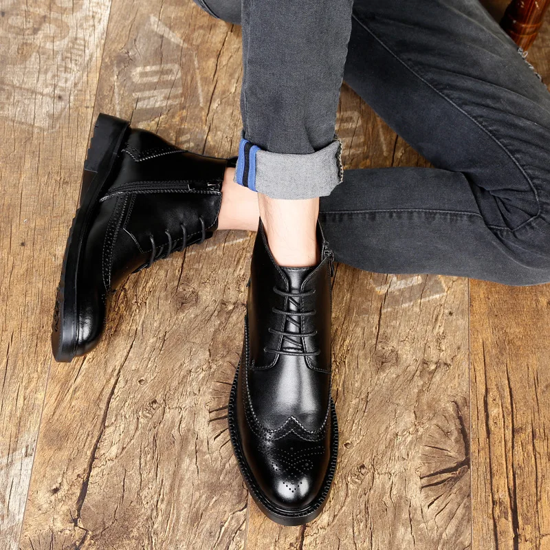 

Autumn Pop Men Shoes Genuine Leather Boots Large Size Men Casual Boots Lace-Up Bullock Boots For Men Black Zapatos De Hombre
