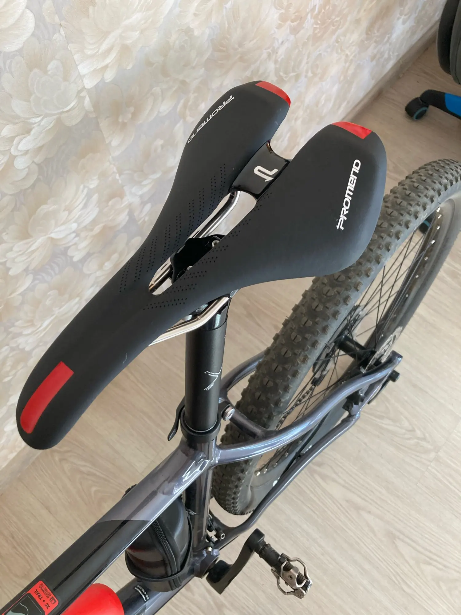 Коврик для велосипедного седла PROMEND искусственная кожа мягкая амортизирующая