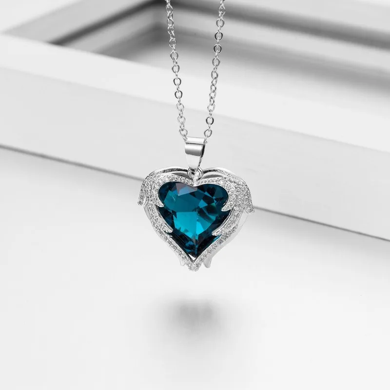 

Elegant 925 Sterling Silver Color Crystal Pendant Necklace For Women Heart Zircon Diamond Gemstone Pendant Jewelry Birthday Gift