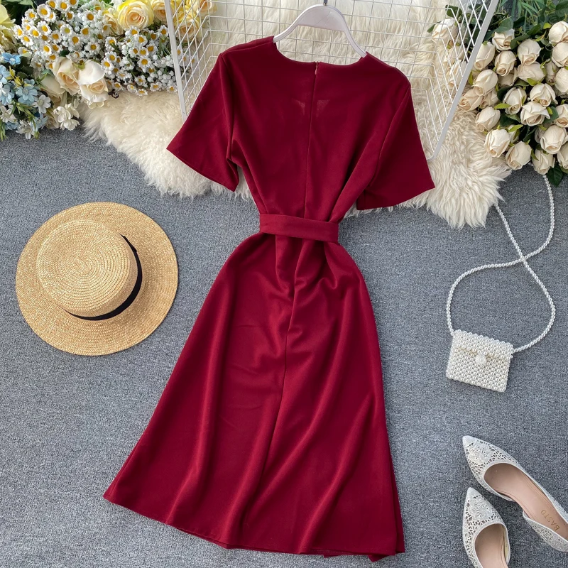 Весна-лето 2020 женское платье с v-образным вырезом и поясом коротким рукавом