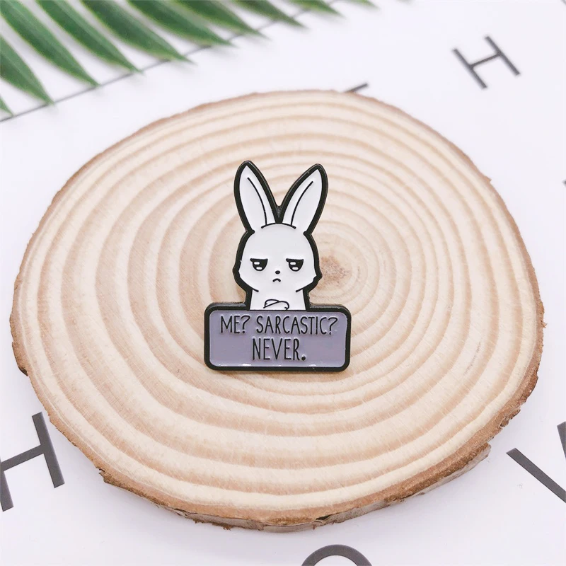 Мультфильм саркастический кролик Эмаль Булавка на заказ грязный вид Броши