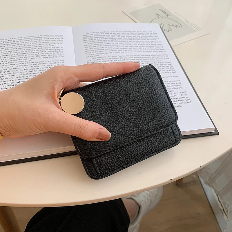 

Новинка 2022, маленькие женские кошельки, короткий женский кожаный кошелек, держатель для карт, кошелек с карманами, мини-кошелек для дам