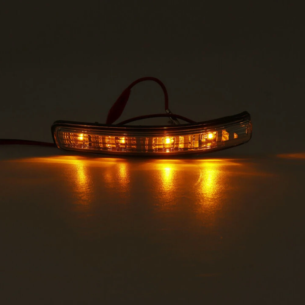 Фонарь для зеркала заднего вида передний левый боковый с поворотным сигналом