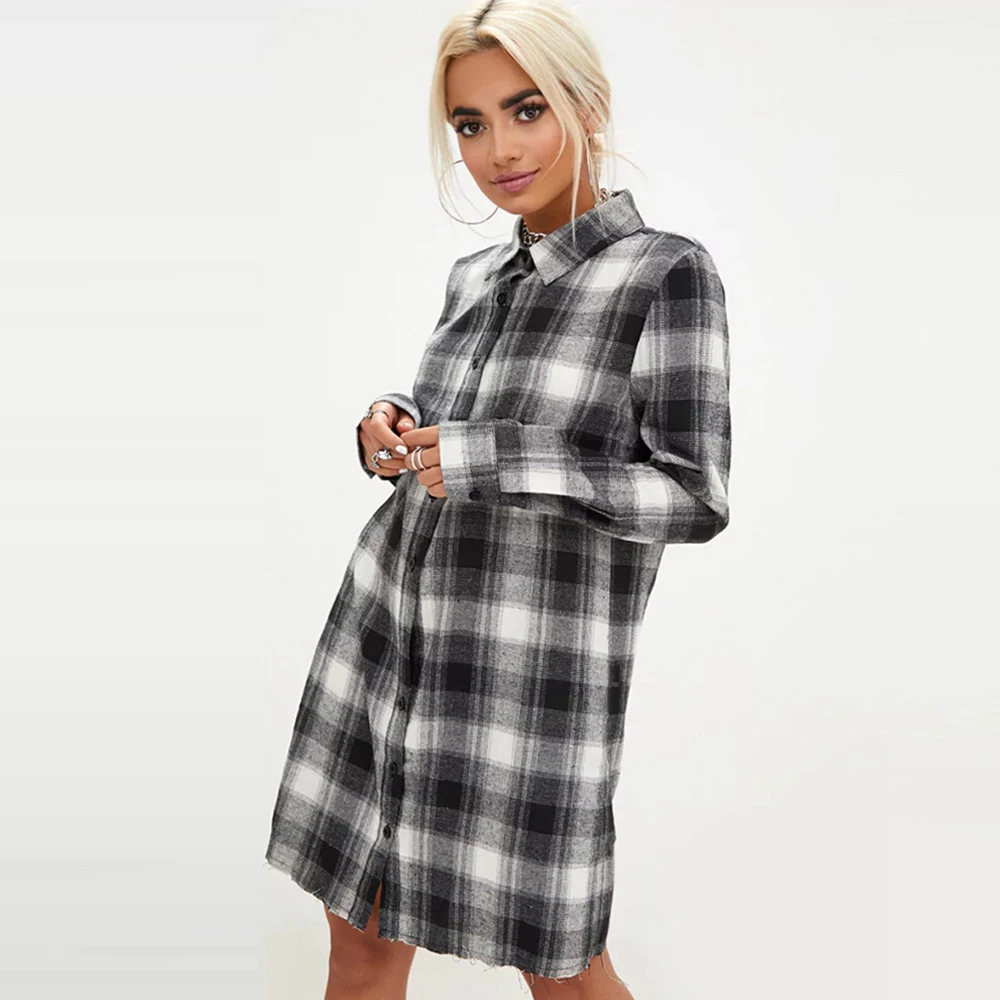 Новое осенне-зимнее черно-белое платье-рубашка в шотландскую клетку с длинным