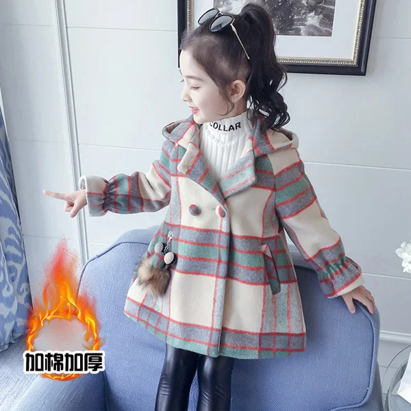 

Girls' cotton-padded coats for children with waisted length are fashionable
