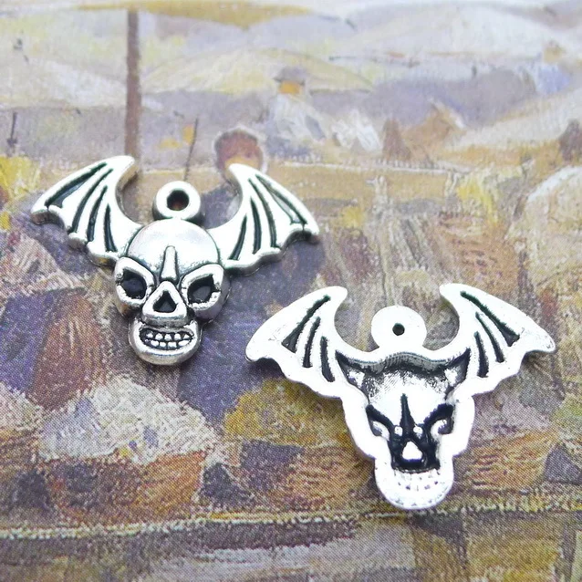 

15pcs/Lot 17x23mm Skull Bat Alloy Charms Antique Silver Color Pendants for DIY Jewelry Making Charm