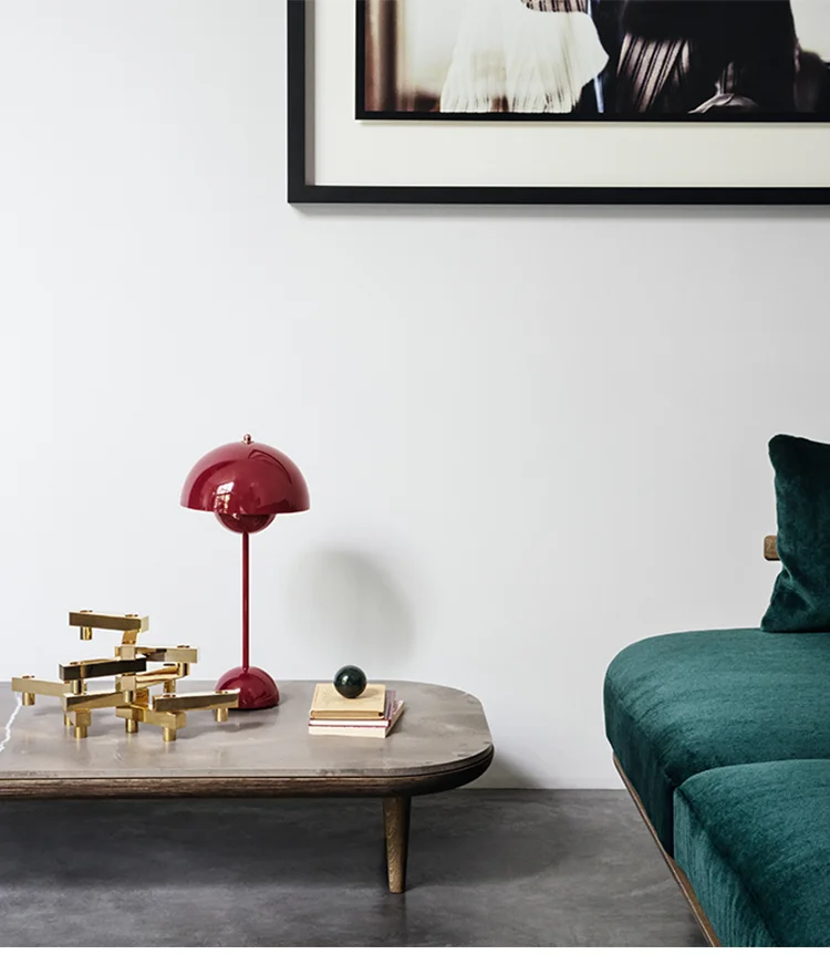 

Nordic table lamp bedroom living room color iron table lamp family study desk decorative lamp gift E27 light source bedroom beds