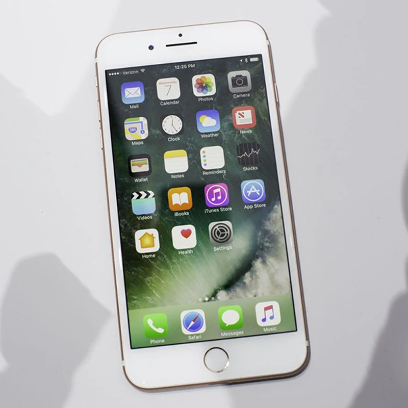 Разблокированный Apple iPhone 7 Plus, 3 Гб оперативной памяти, Оперативная память 32/128 ГБ/256 ГБ Встроенная память iOS Телефон Quad-Core отпечатков пальцев 12MP 4 аппарат не привязан к оператору сотовой связи разблокировать телефон