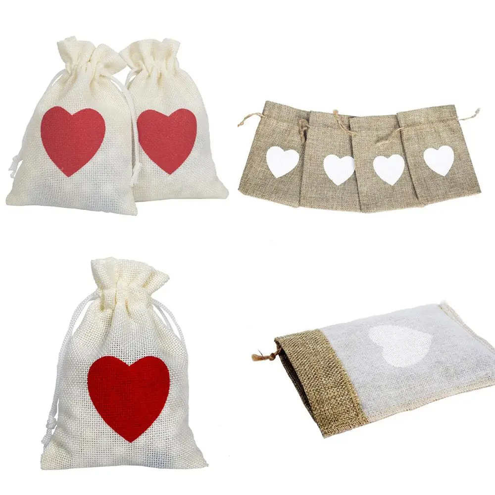 Подарочная сумка на шнурке с узором в виде сердца из хлопка и льна игральная