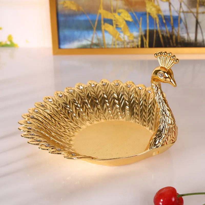 

Metal swan candy fruit plate golden fruit plate small fruit plate.