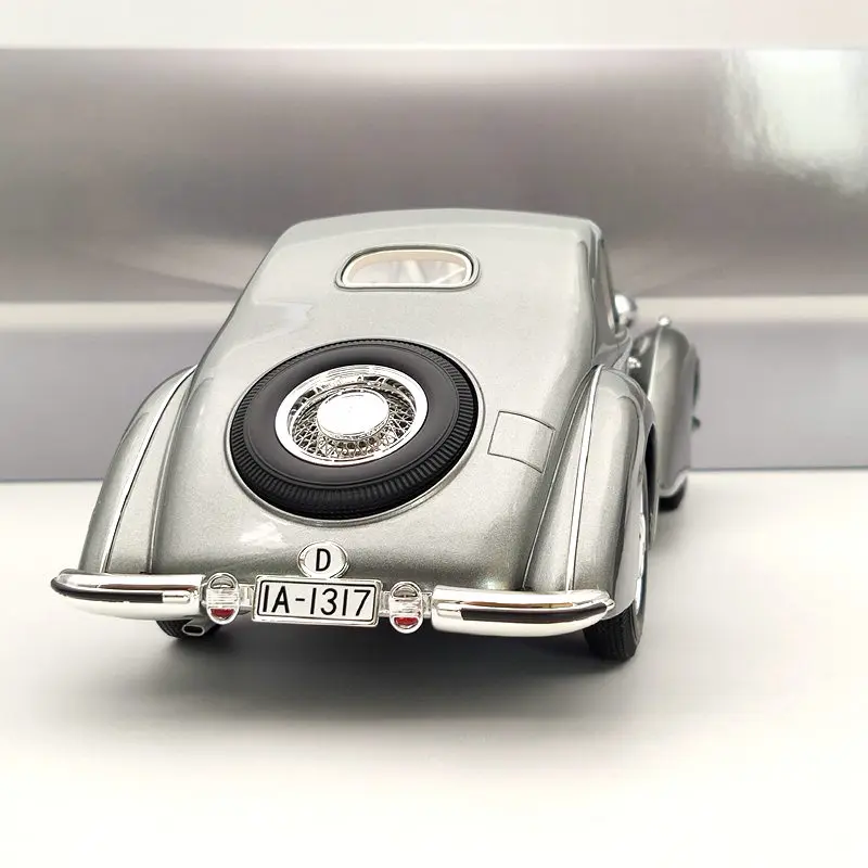 CMF 1:18 для H ~ rch 853 специальный купе от Erdmann & Rossi 1937 CMF18150 модели металлик-серого