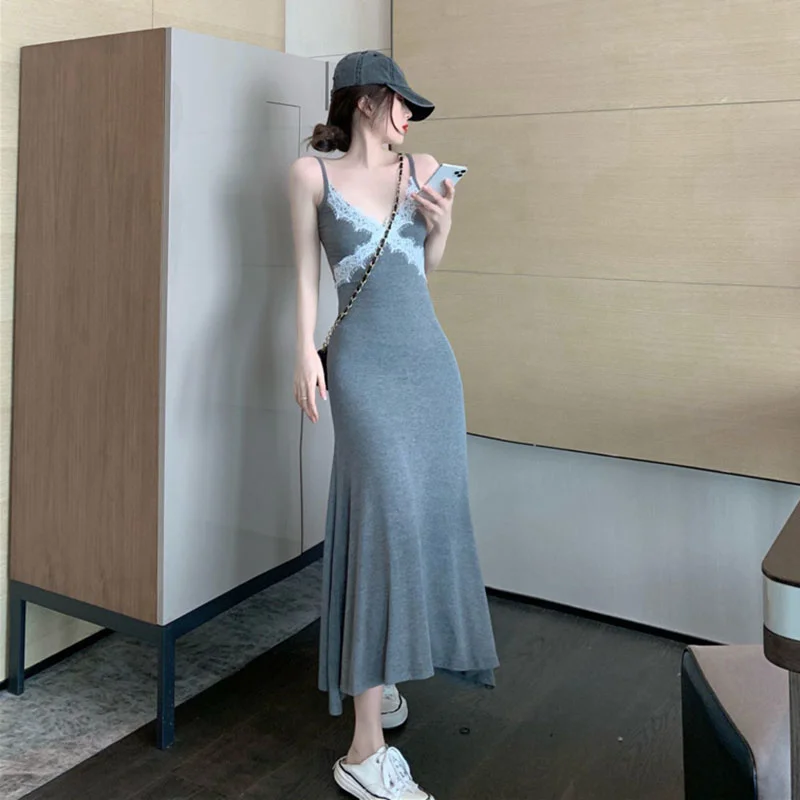 

Женское вечернее платье средней длины, с длинным рукавом