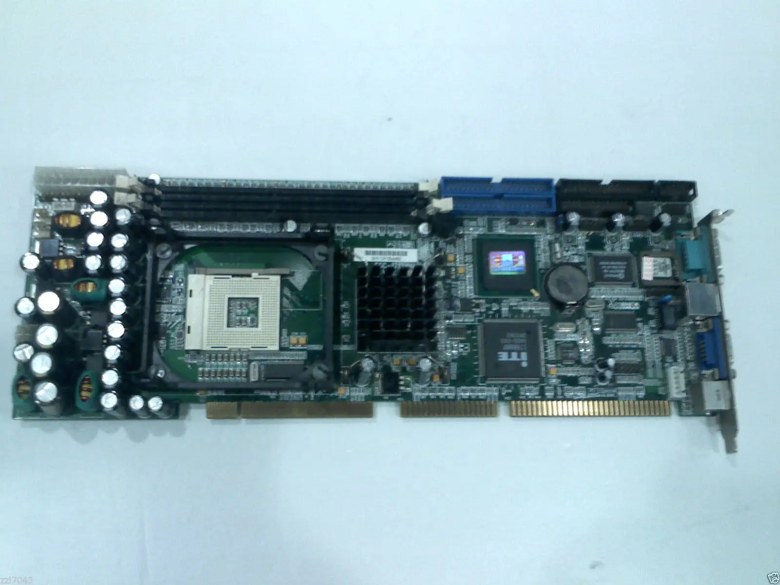 

Промышленный пульт управления FSC-1713VNA VER: A4
