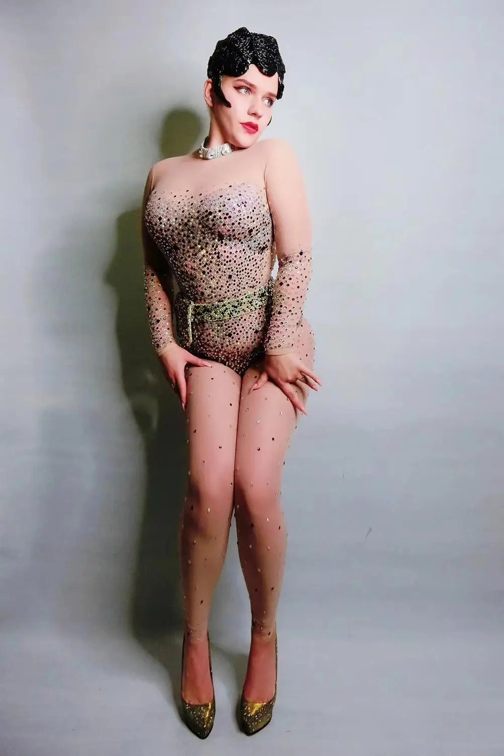 Сексуальный комбинезон телесного цвета со стразами женские Стрейчевые