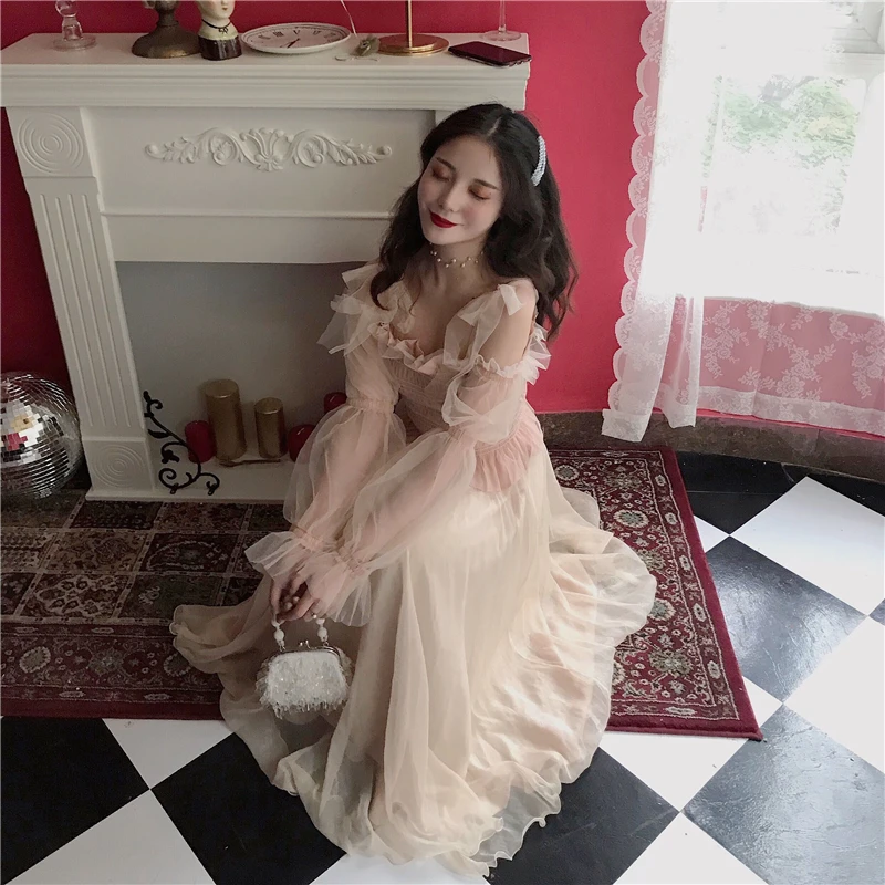 Женская летняя блузка с рукавами фонариками и вырезом лодочкой Базовая рубашка