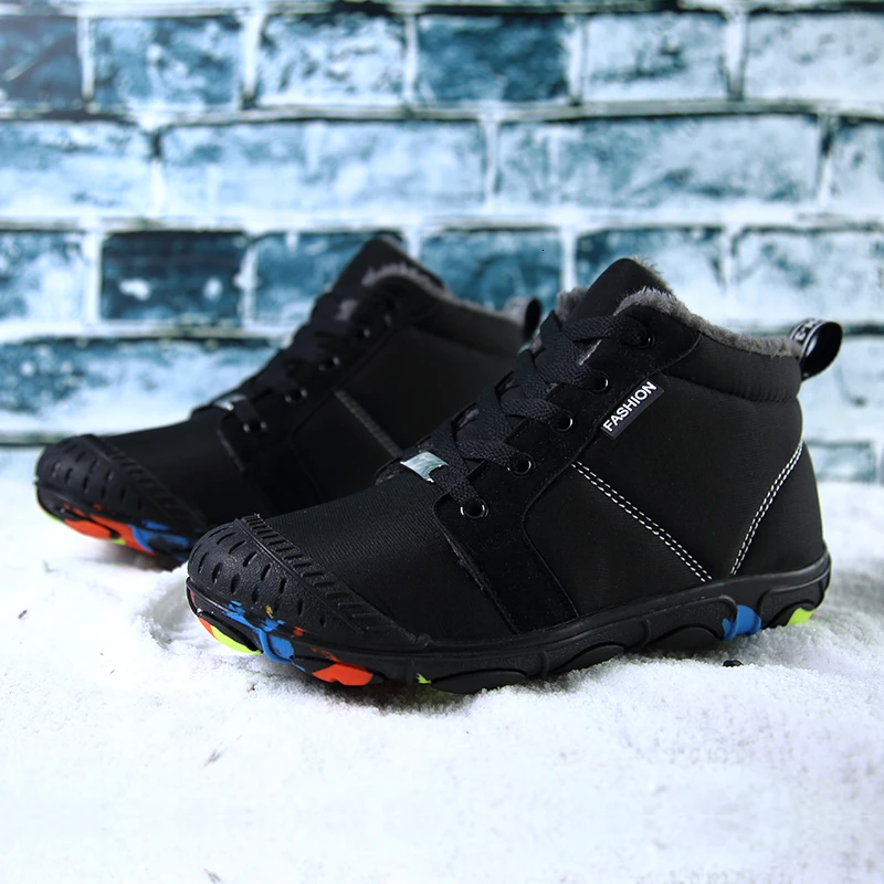 Зимняя детская обувь для мальчиков водонепроницаемая походная с мехом теплая