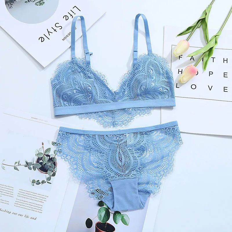 Комплект женского нижнего белья из ультратонкого кружевного бюстгальтера и