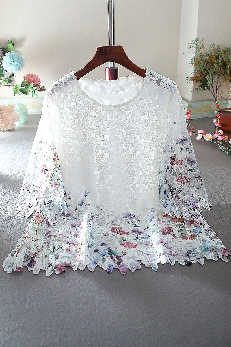 

Chic Lace Hollow Floral Summer Shirt Women 2021 New Loose Plus Size Slimming Fairy Fresh Blouse Femme Flare Sleeve O-neck Tops
