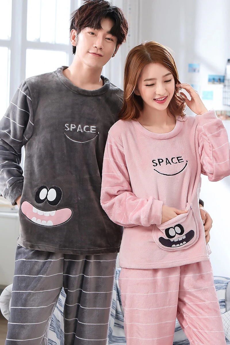 Новинка 2019 пижамы для молодых влюбленных теплая фланелевая женская пижама с