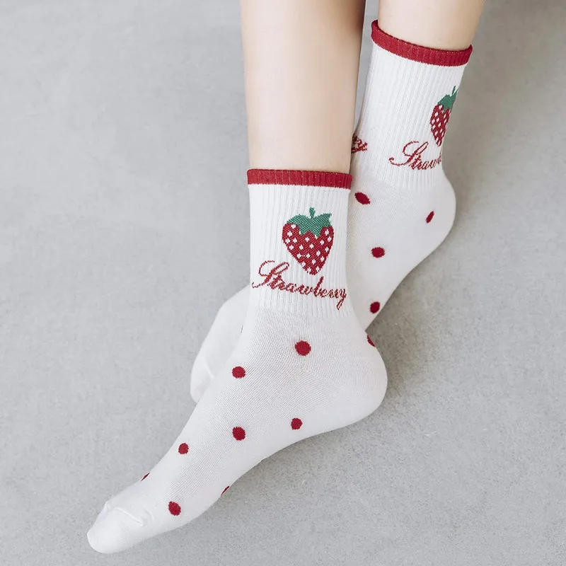 

New Autumn Winter Cartoon Fruit Cotton Strawberry Women Korean Version of Cute Socks Fashion Street Socks Girls Christmas Gift