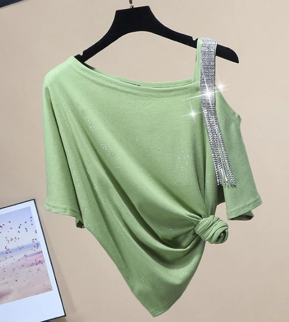 Женская футболка с открытыми плечами свободная коротким рукавом и косым