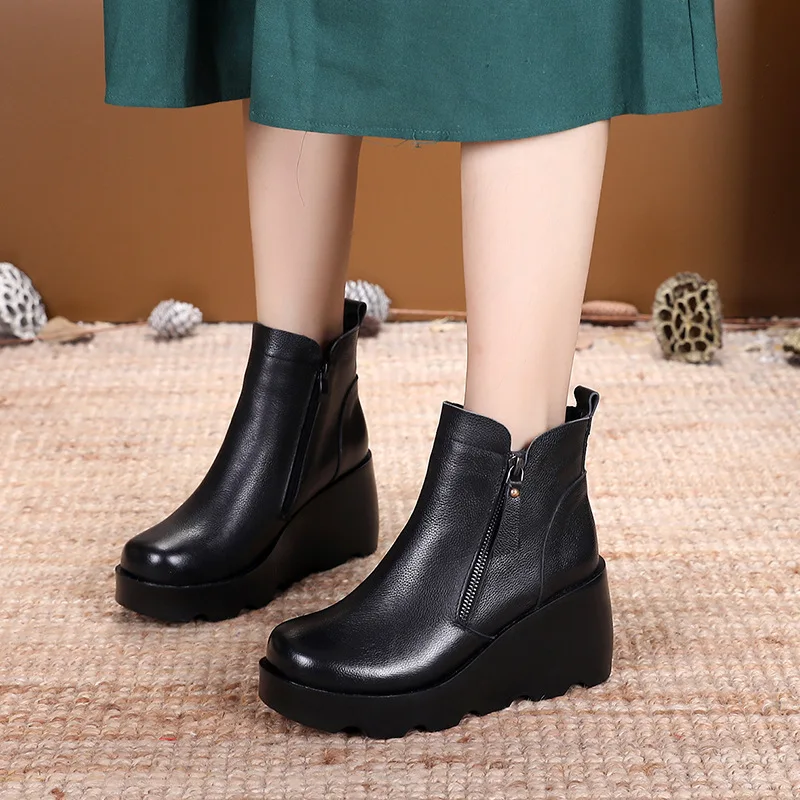 

CEYANEAO 2020 Short Boots Woman National Style Retro Women Boots 2020 Winter New Wedge Leather Boots With Chunky Sole Flat Shoe