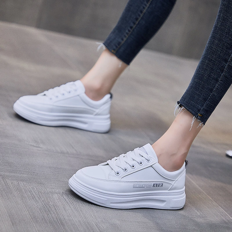 

Casual Fashionable Sports Shoes Women's Leather Sneakers Women Vulcanized Woman Summer Flat Shoe Ladies White Lacing 40