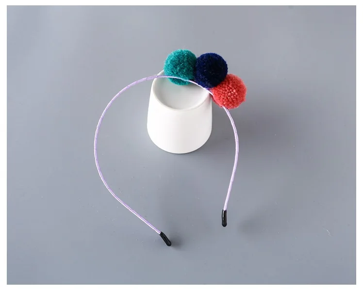 

Sweet Pompon Ball Furry Ears Fluffy Balls Women Girl Cute Headband Hair Band Pretty Hair Accessories