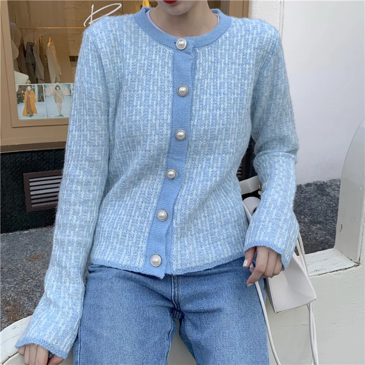 

2021 Autumn Elegant Cardigan Ladies Sweater Coat Women Soft Knitted Jacket Round Neck Pearls Single Breasted Knitted Cardigan