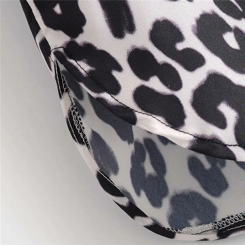 

ZA Women Animal Print Vintage Shirt 2020 Long Sleeve Lapel Collar Office Lady Shirts Female Chic Button Loose Leopard Top