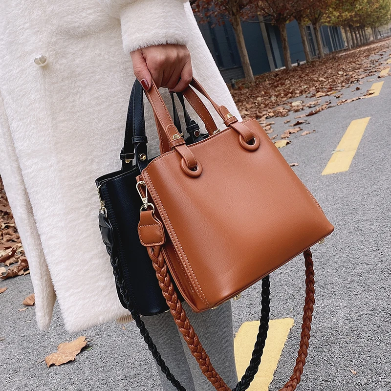 

Дизайнерские Сумочки в стиле ретро, осень/зима, новая модная сумка-мессенджер, Портативная сумка-мешок, сумка для подмышек, сумка двойного н...