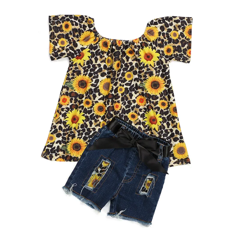 

Kaiya angel/изысканные наряды для маленьких девочек Рубашка с цветочным рисунком + джинсовые шорты Летняя одежда для малышей Комплект школьной о...