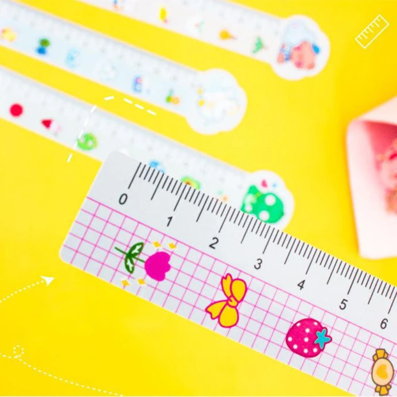 

2 Pcs/Pack Cute Magnetic Ruler Very Flexible Cartoon Bookmark Ideal for Boys Girls New Year Party Suppiles Randomly Type