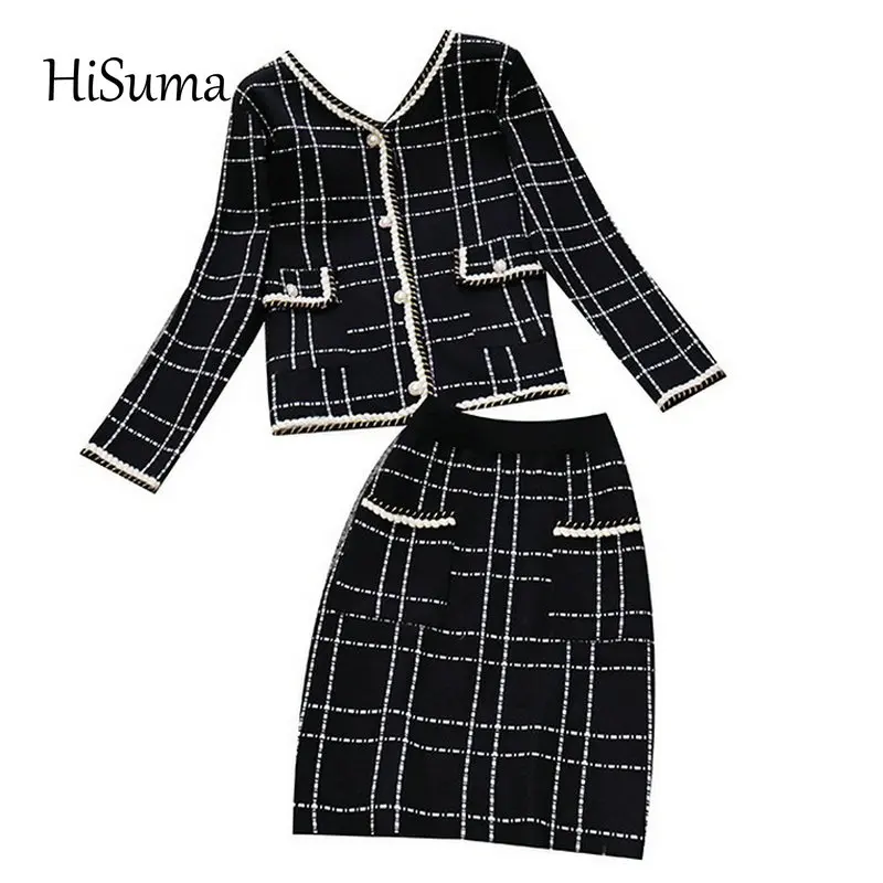

2020 winter new women V-neck plaid single-breasted knitted cardigan + high waist bag buttocks skirt suit female two piece set