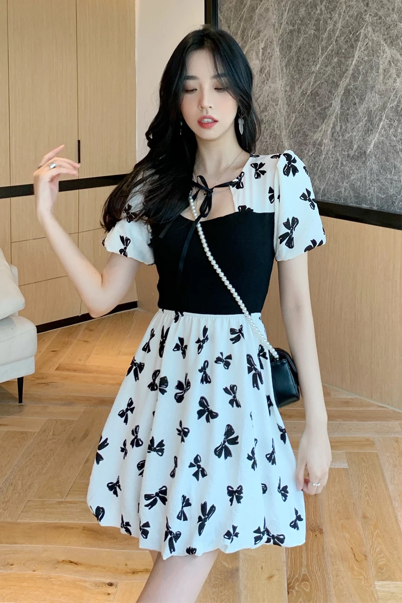 

COIGARSAM French Style Patchwork Women dress New Bow Panelled High Waist Dresses Black White 37062