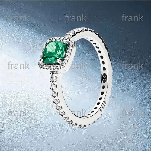 

190947GCZ GREEN TIMELESS ELEGANCE RING