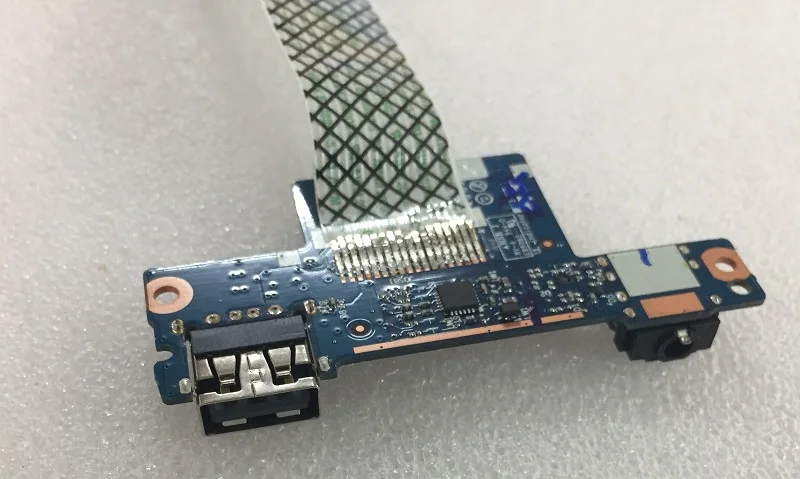 

USB-устройство для чтения аудиокарт с кабелем