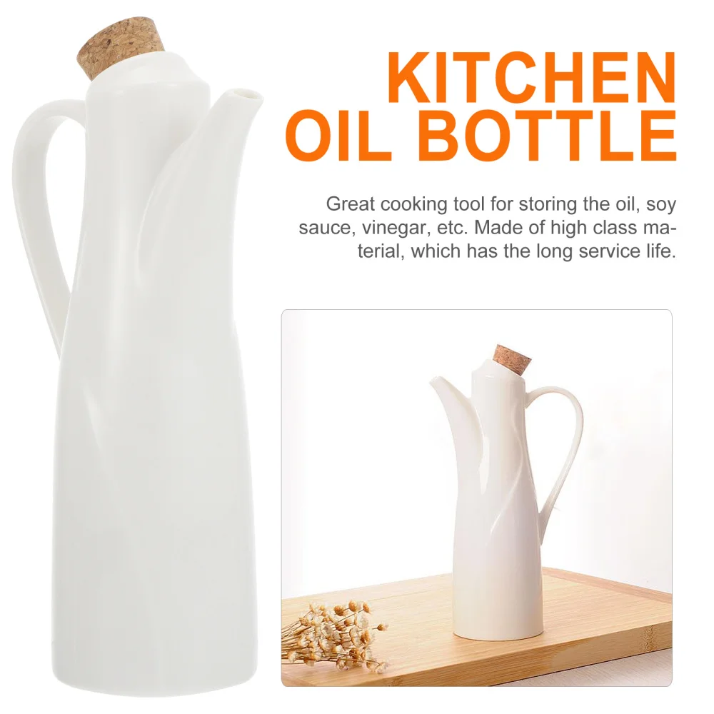 

1pc Ceramic Condiment Container Practical Kitchen Seasoning Storage Bottle