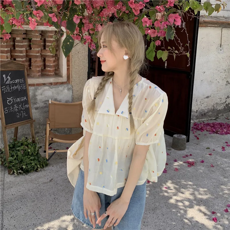 

2021 summer new style French short puff sleeve blouse women's pullover embroidery doll collar top