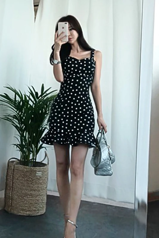 

COIGARSAM Sexy Polka Dot Women dress New Spaghetti Strap High Waist Dresses Black 1808