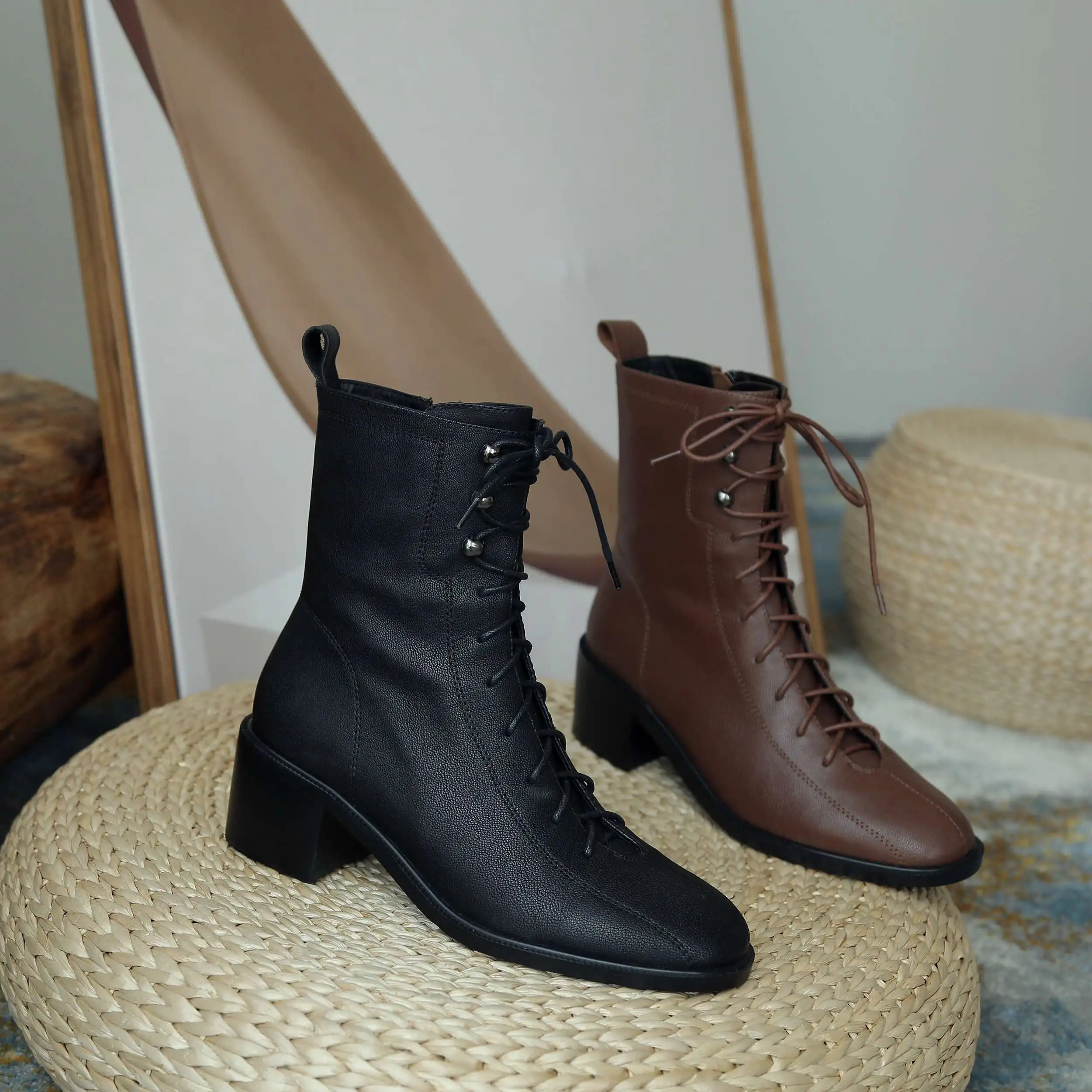 

Lenkisen 2020 winter new boots genuine leather high quality thick med heel round toe zipper pretty girls maiden ankle boots L12