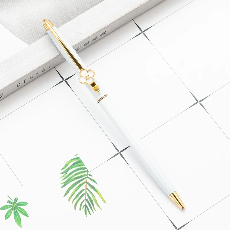 

Металлическая шариковая ручка devoservice с индивидуальной гравировкой