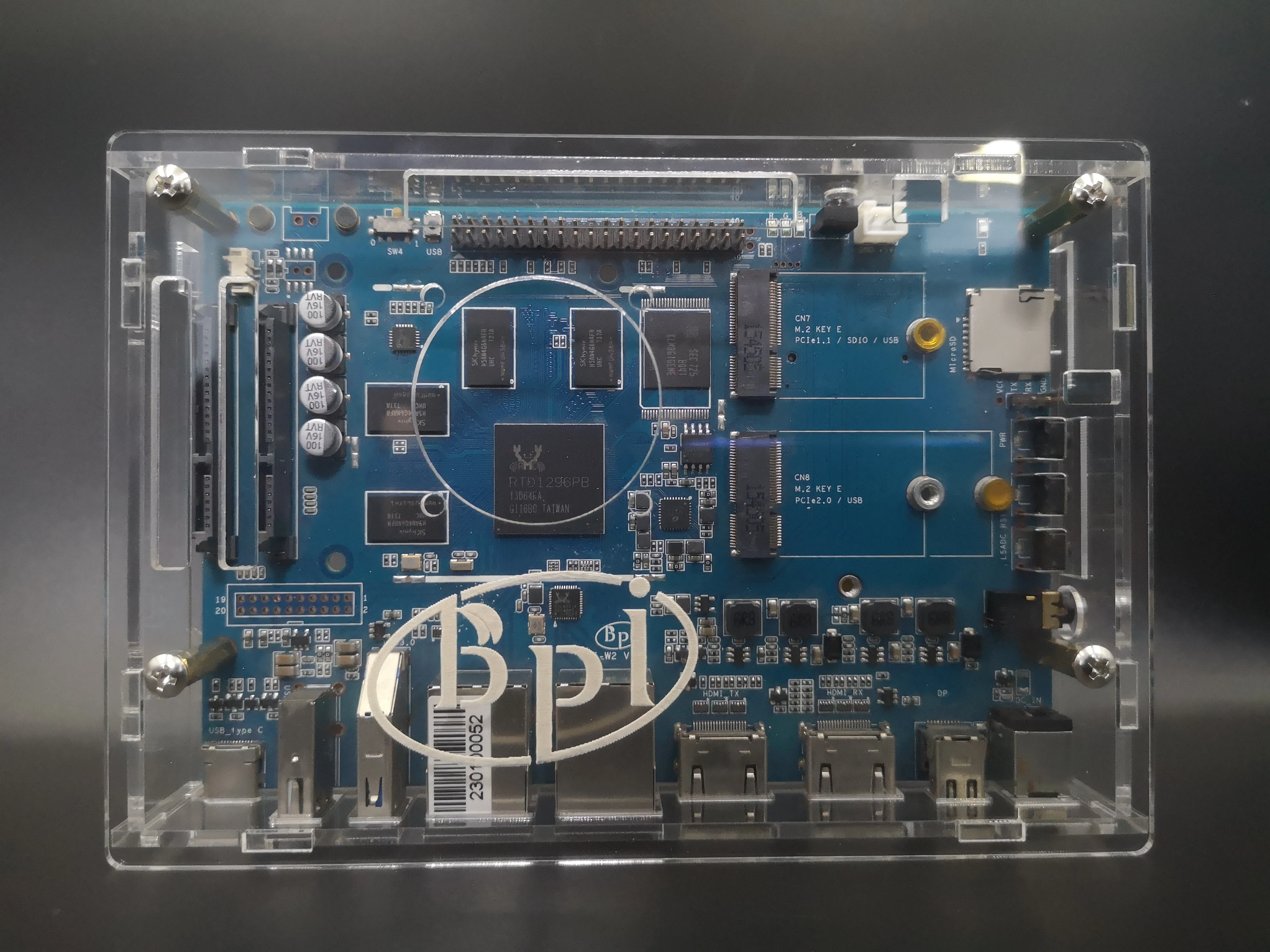 Акриловый/прозрачный чехол Banana PI W2