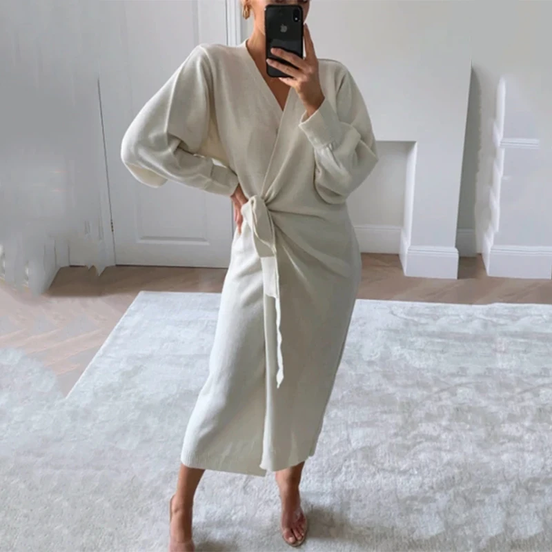 Женское платье-миди с v-образным вырезом и длинным рукавом Элегантное