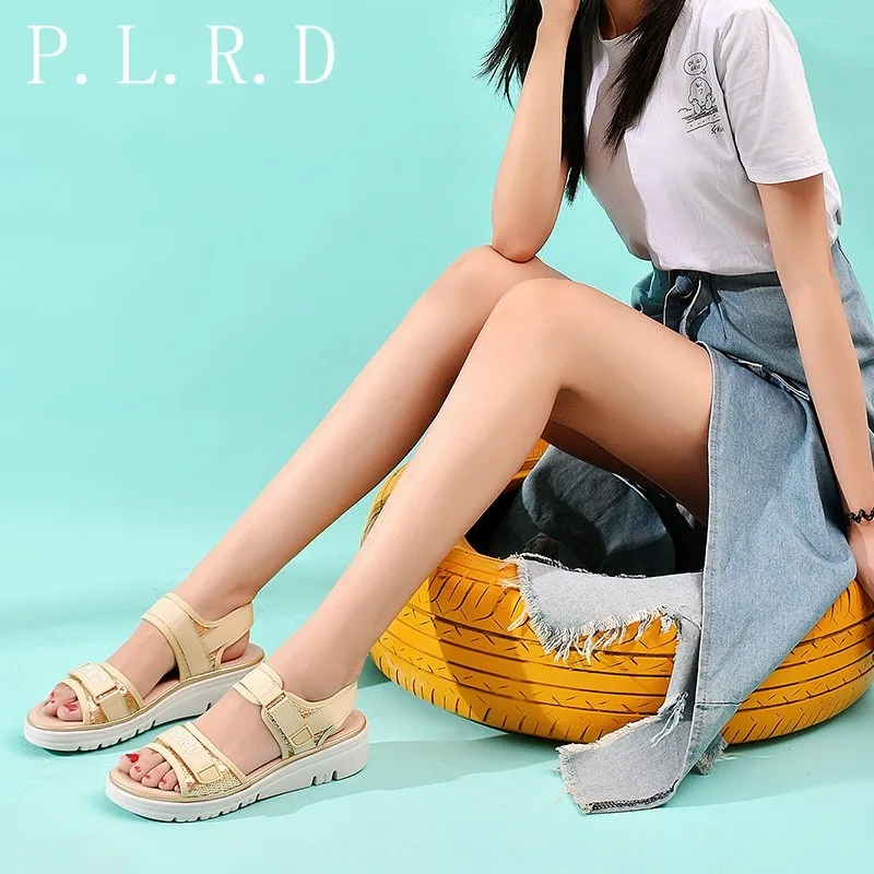 

2021 Summer women sandals black flat platform Sandals women wedge beach flip flops ladies flat heel gladiator sandals